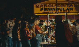 工程案例：电影小镇景区景区引导售卖一体机