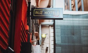 工程案例：电影小镇景区景区引导售卖一体机